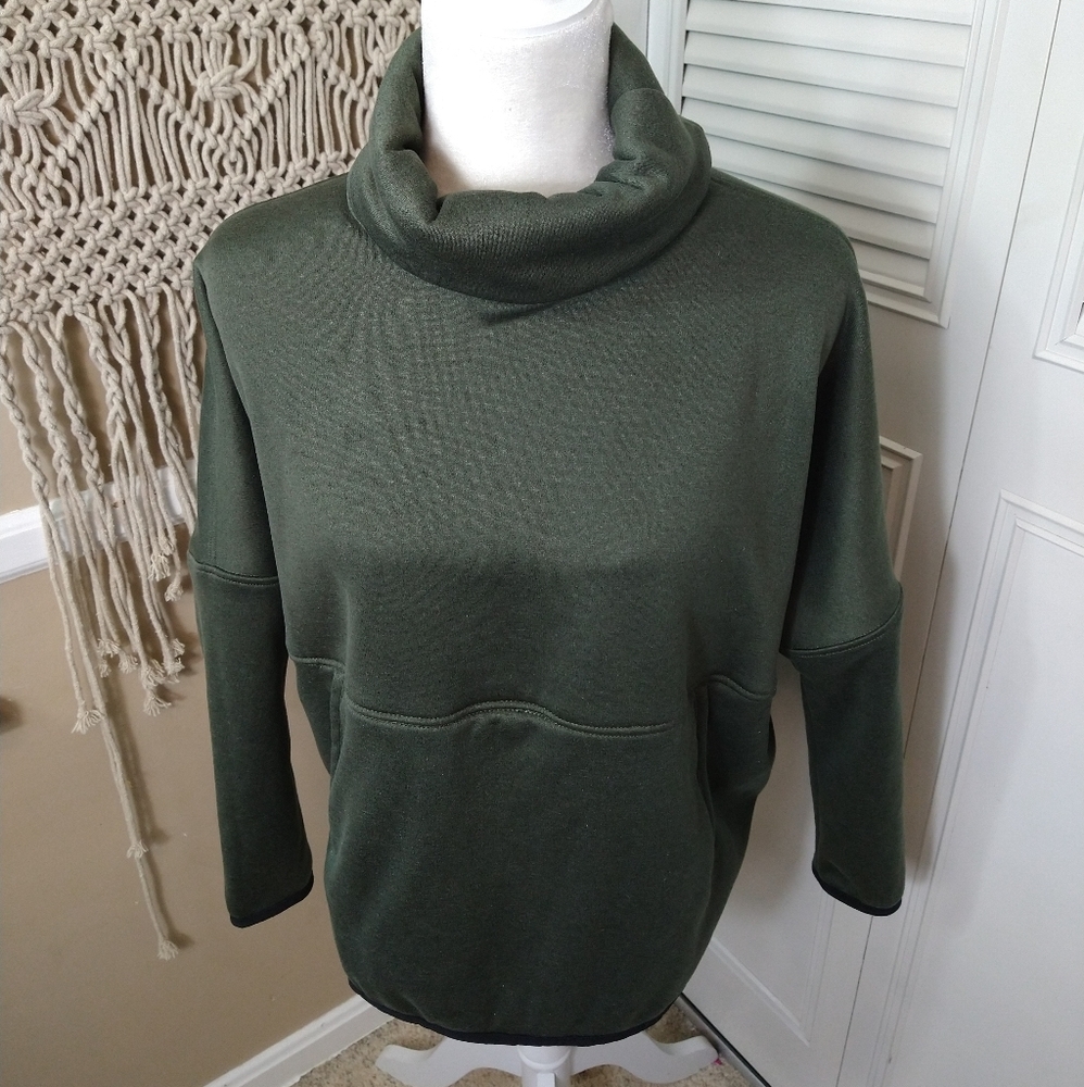 The North Face green slacker poncho size xs/small